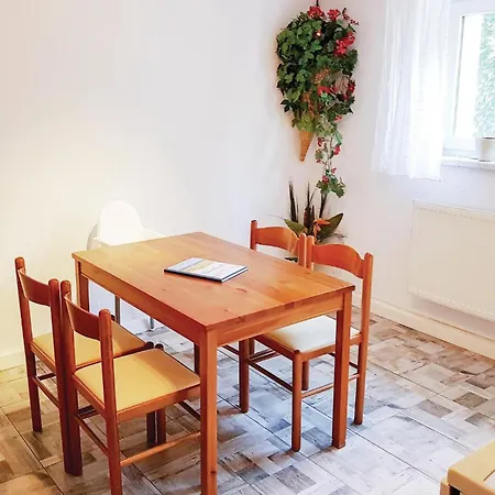 Apartment 1 Bedroom Awesome In